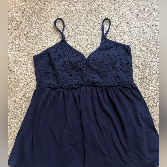 4 Piece Medium Maternity Bundle - Picture 5 of 7